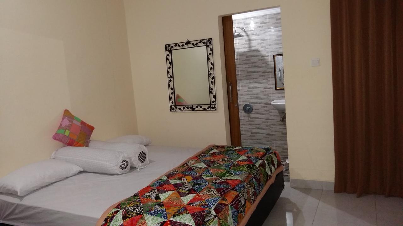 Pondok Tulasi Semaya House Gianyar  Luaran gambar